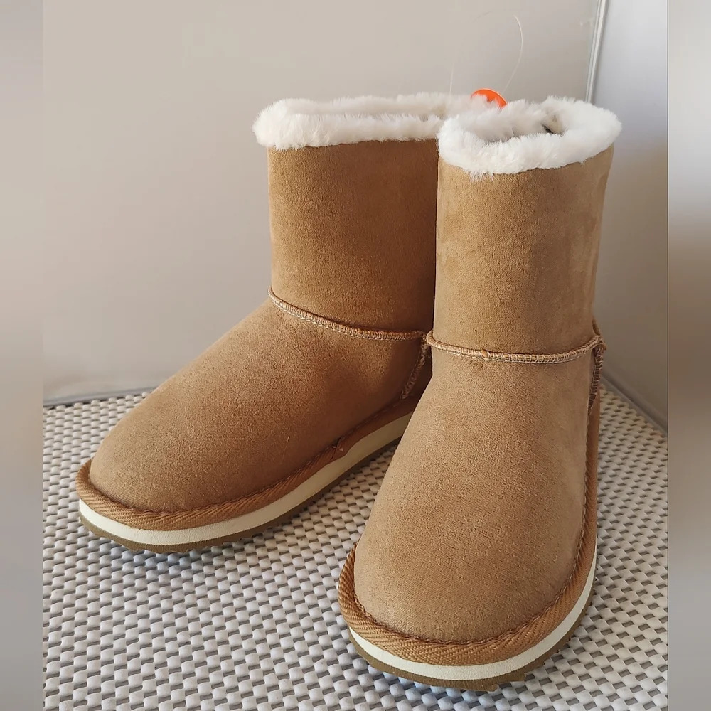 Wonder Nation Toddler Girls Faux Shearling Boots Chestnut Warm lining NWT